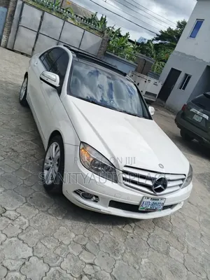 Mercedes-Benz C300 Luxury 4Matic Sedan AWD (3.0L 6cyl 7A) 2010 White