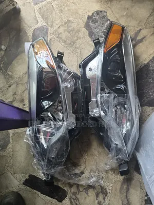 Headlamp Corolla 2014/2016 Available