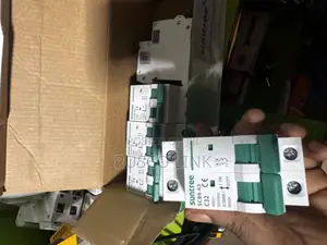 32a Suntree Ac/Dc Breaker