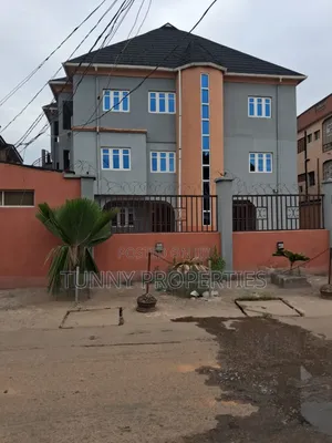 13bdrm Block of Flats in Mangoro for sale