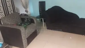Used Sitting Room Chairs