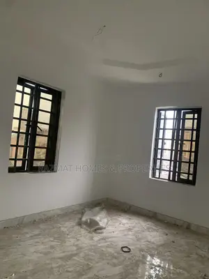 Mini Flat in Lawanson for rent