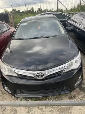 Toyota Camry XLE 4dr Sedan (3.5L 6cyl 6A) 2015 Black