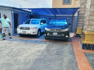 Modern Danpalon Carport Design