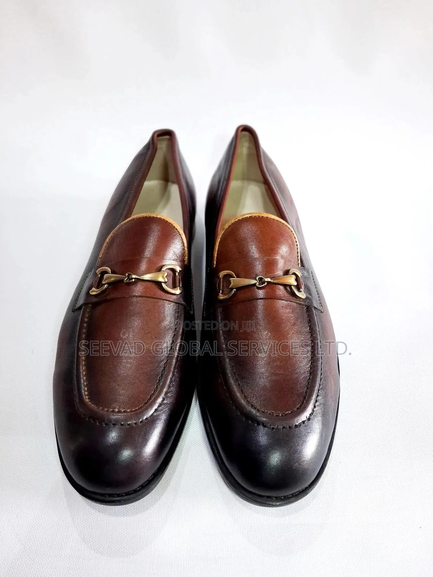 Men Light Sole Shoe