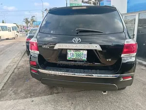 Toyota Highlander 2012 Black