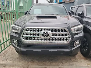 Toyota Tacoma 4dr Double Cab 2016 Gray