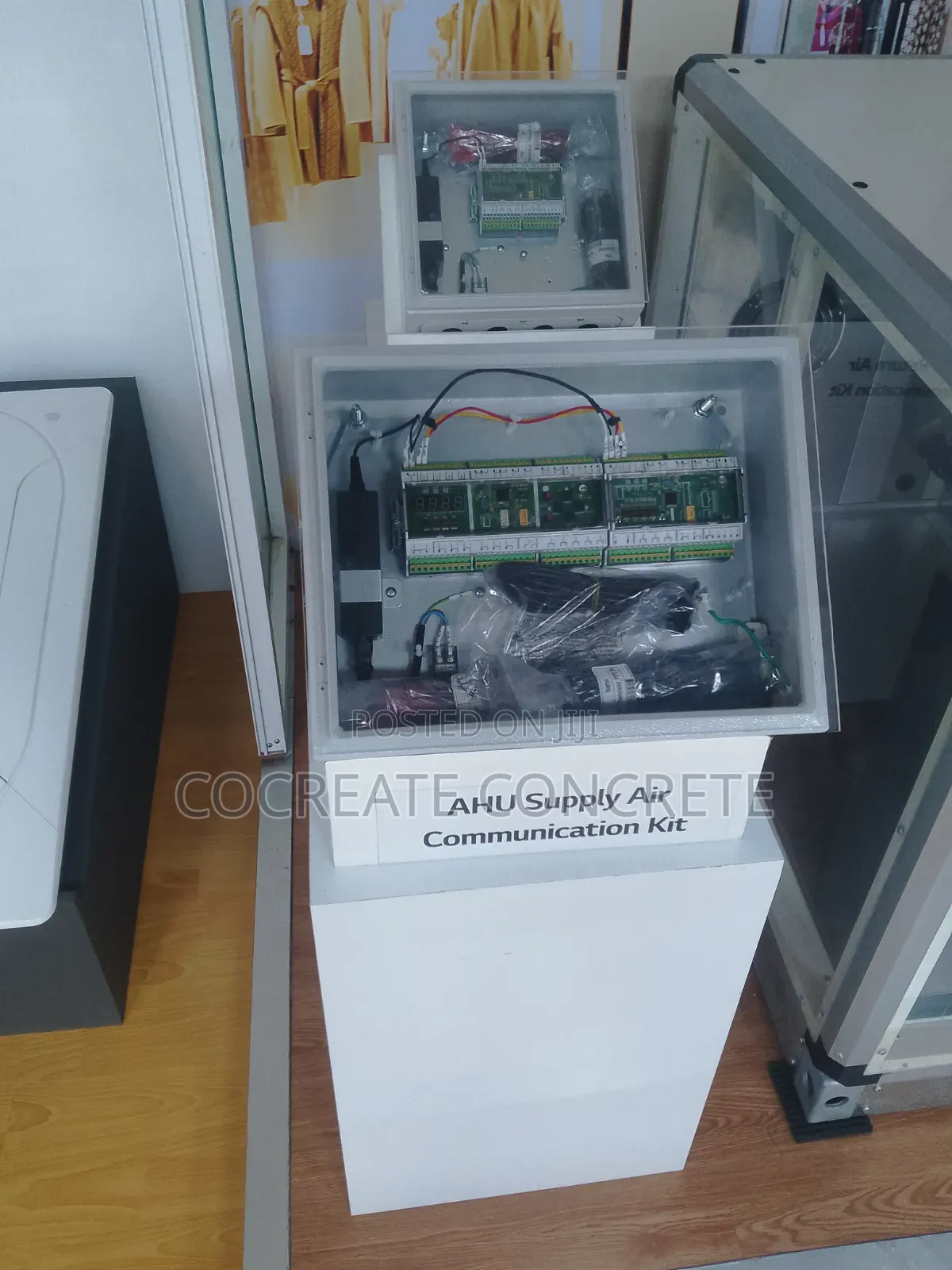 Extraordinary Precision in Efficient Cooling
