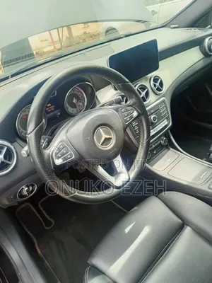 Mercedes-Benz GLA 250 2015 Black