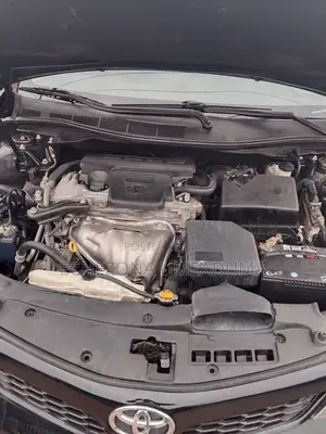Toyota Camry SE 4dr Sedan (2.5L 4cyl 6A) 2013 Blue