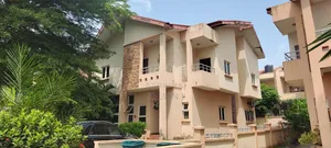 4bdrm Duplex in Zone B for sale
