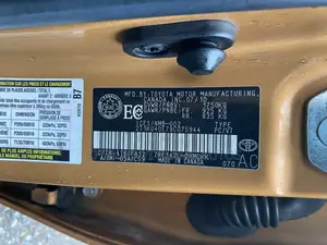 Toyota Matrix L Hatchback FWD (1.8L 4cyl 5M) 2011 Gold