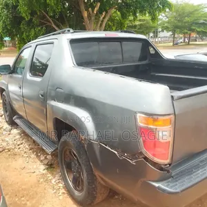 Honda Ridgeline 2006 Gray