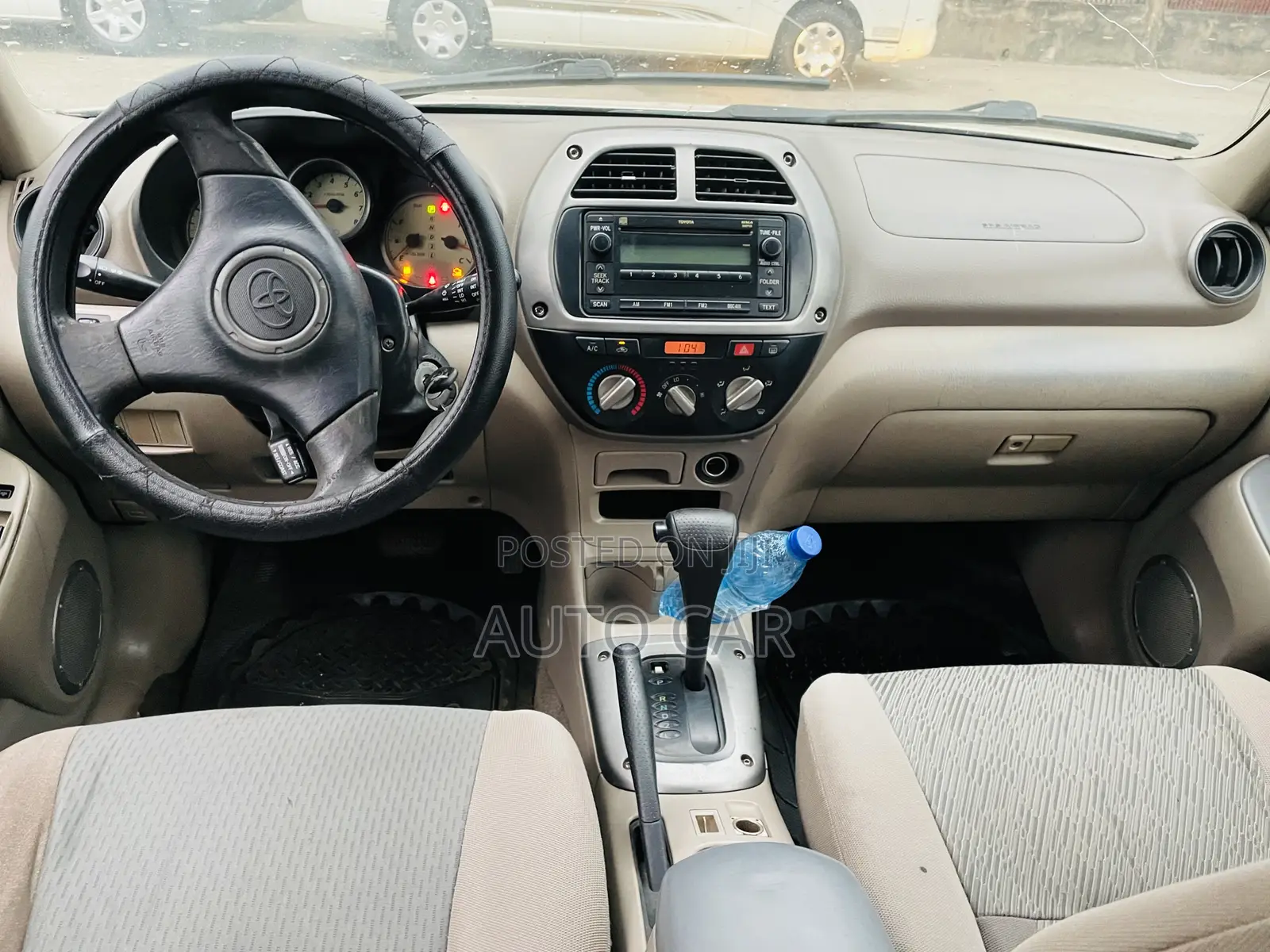 Toyota RAV4 Automatic 2003 Gold