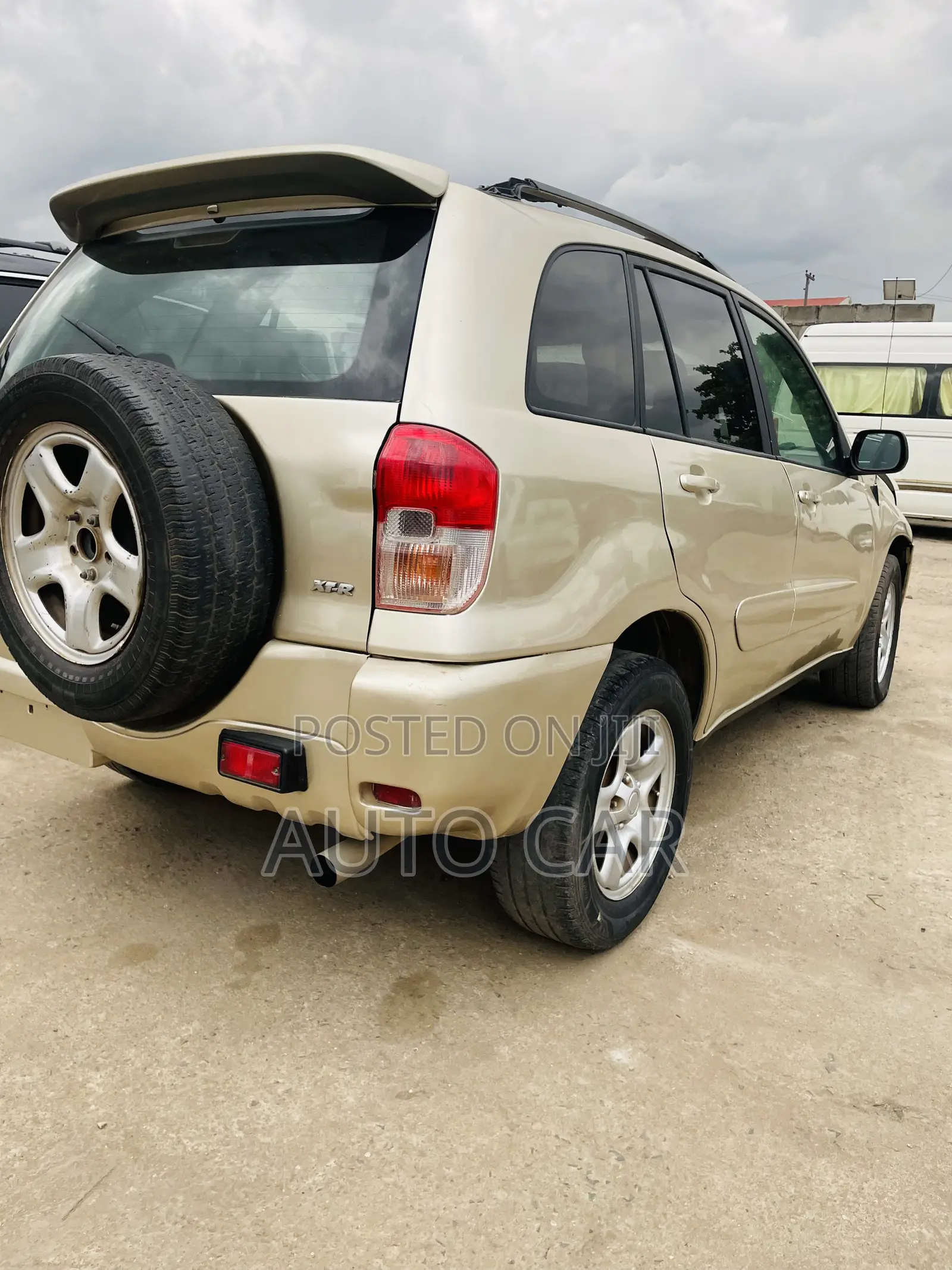 Toyota RAV4 Automatic 2003 Gold