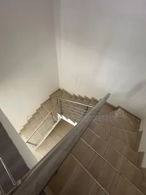 4bdrm Duplex in Ogudu GRA for rent