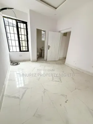 Mini Flat in Ikota for rent