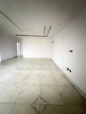Mini Flat in Ikota for rent