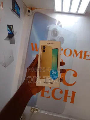 New Samsung Galaxy A06 64 GB Gold