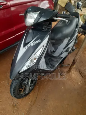 SYM Crox 2019 Black