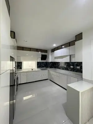 5bdrm Villa in Banana Island for sale