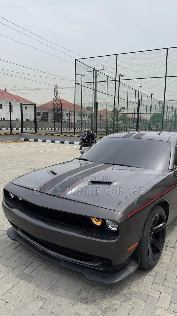 Dodge Challenger 2017 Gray