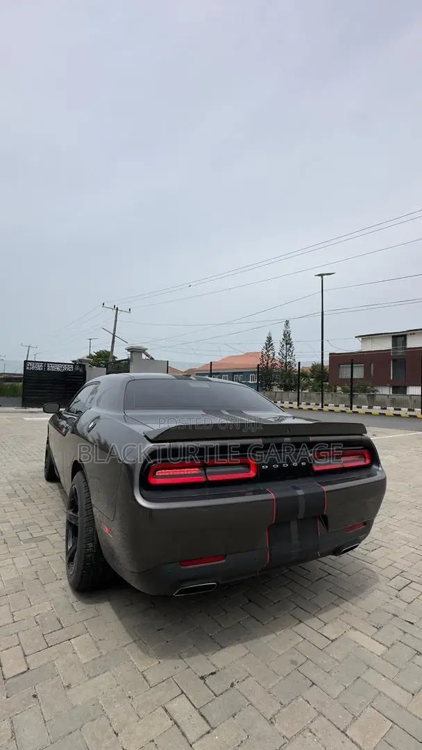 Dodge Challenger 2017 Gray