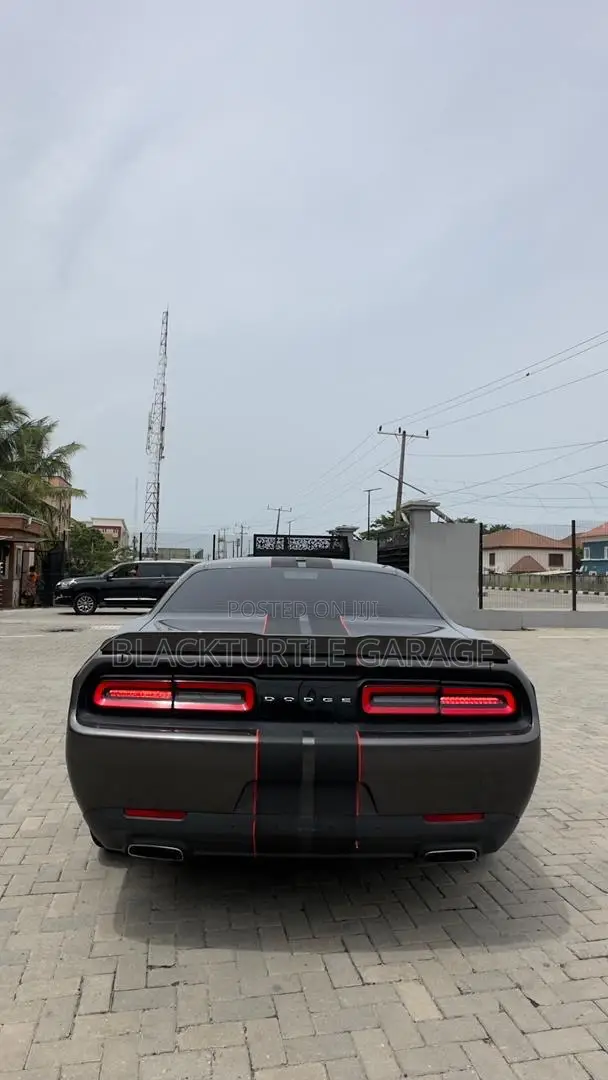 Dodge Challenger 2017 Gray