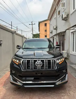 Toyota Land Cruiser Prado 4.0 Petrol GX-R 2011 Black