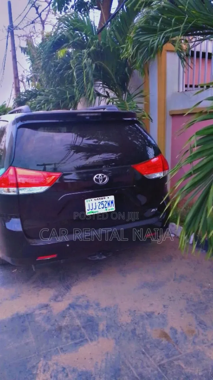 2016 Sienna for Rental