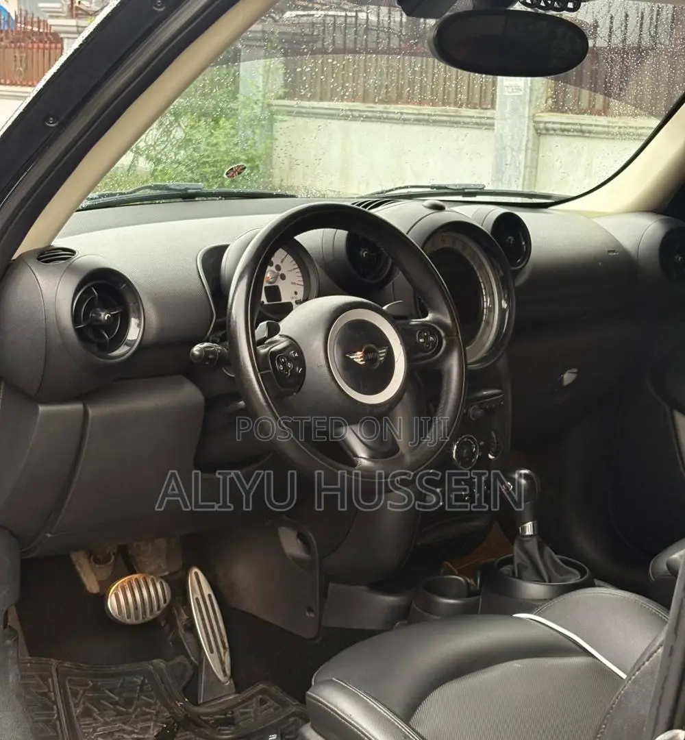 Mini Cooper 2014 Black