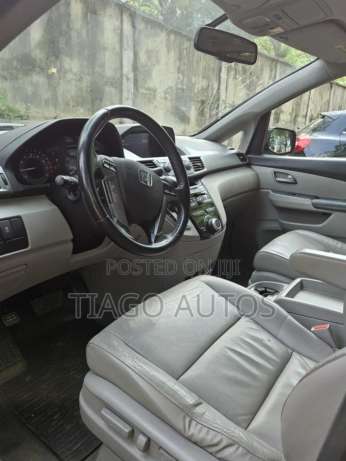 Honda Odyssey 2011 Silver