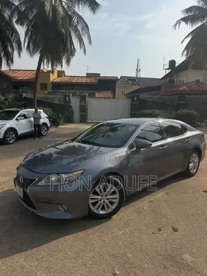 Lexus ES 2014 Gray