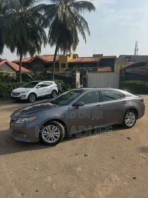 Lexus ES 2014 Gray