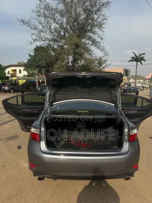 Lexus ES 2014 Gray