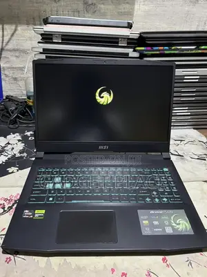 Laptop MSI Cyborg 15 16GB AMD Ryzen 5 SSD 512GB