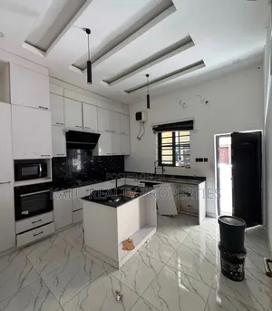 4bdrm Duplex in Idado for rent