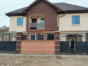 3bdrm Duplex in Private Est, Obafemi-Owode for sale