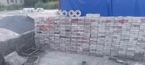 Interlock , Kerbs Compact Machine