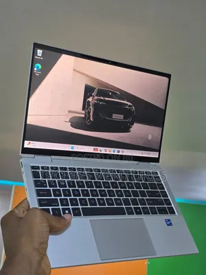 Laptop HP EliteBook 1040 G8 32GB Intel Core i7 SSD 512GB