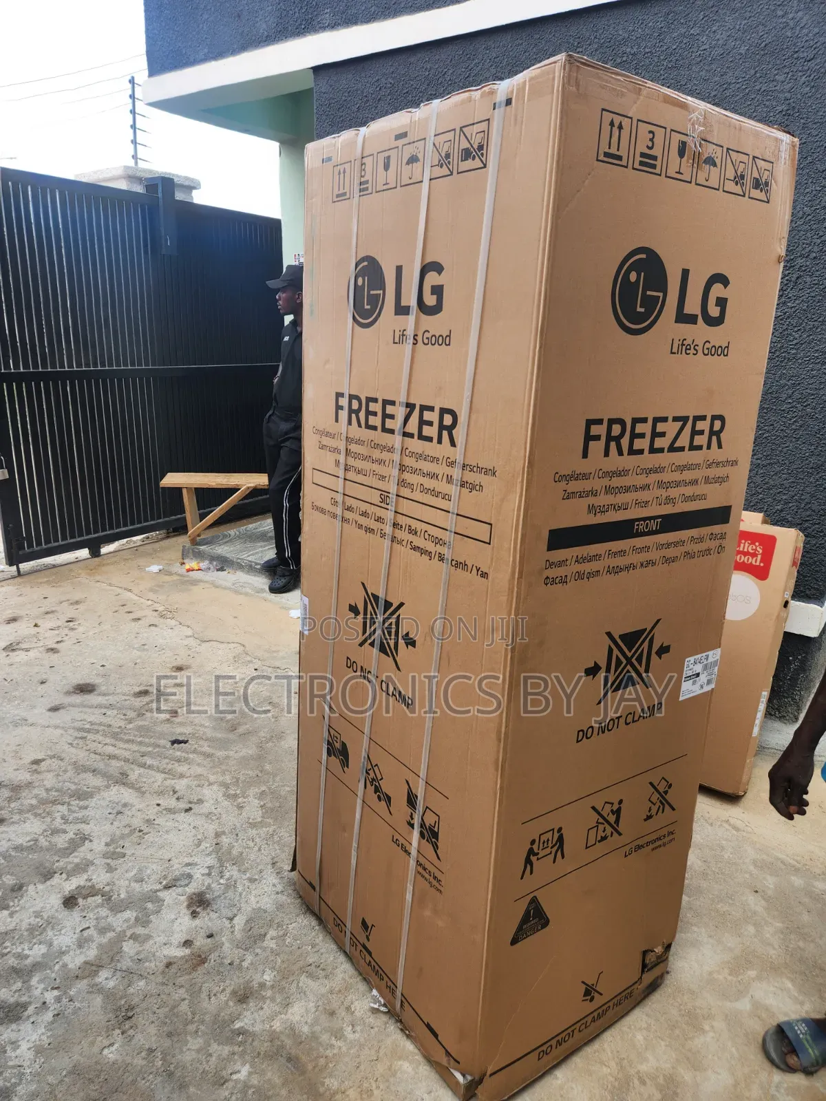 Lg Standing Freezer 414