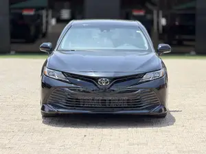 Toyota Camry L FWD (2.5L 4cyl 8AM) 2018 Black