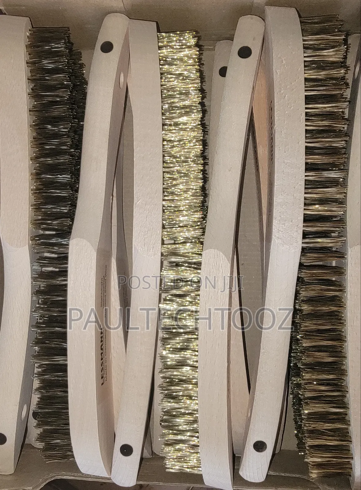 Hand Wirebrush