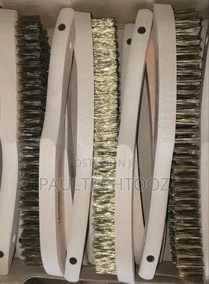 Hand Wirebrush