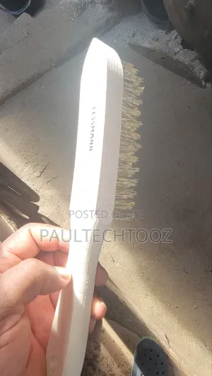 Hand Wirebrush