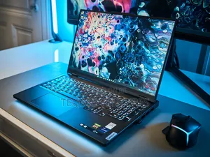 New Laptop Lenovo Legion Pro 7 32GB Intel Core Ultra 9 SSD 1T