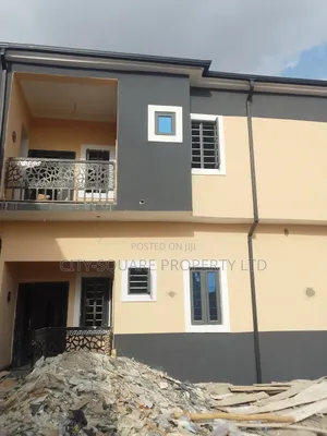 2bdrm Block of Flats in Odogwu Estate, Sabon Lugbe for rent