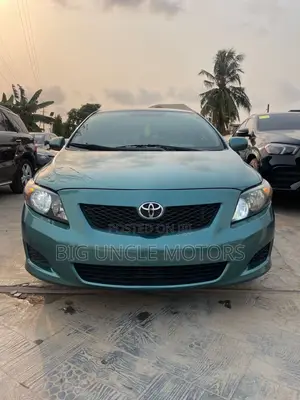 Toyota Corolla 2010 Green