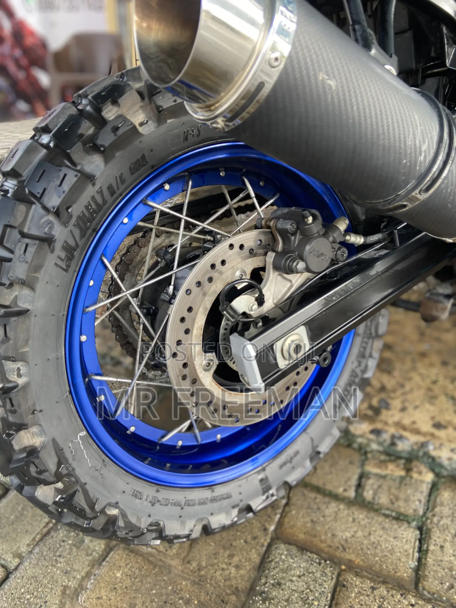 Suzuki V-Strom 2023 Blue