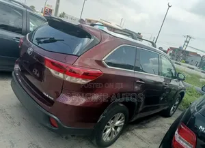 Toyota Highlander 2015 Burgundy